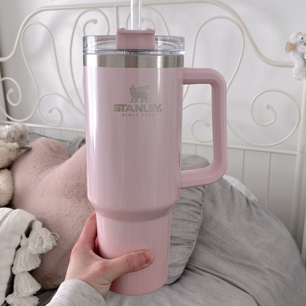 Stanley parfait pearlescent limited edition color 40 oz